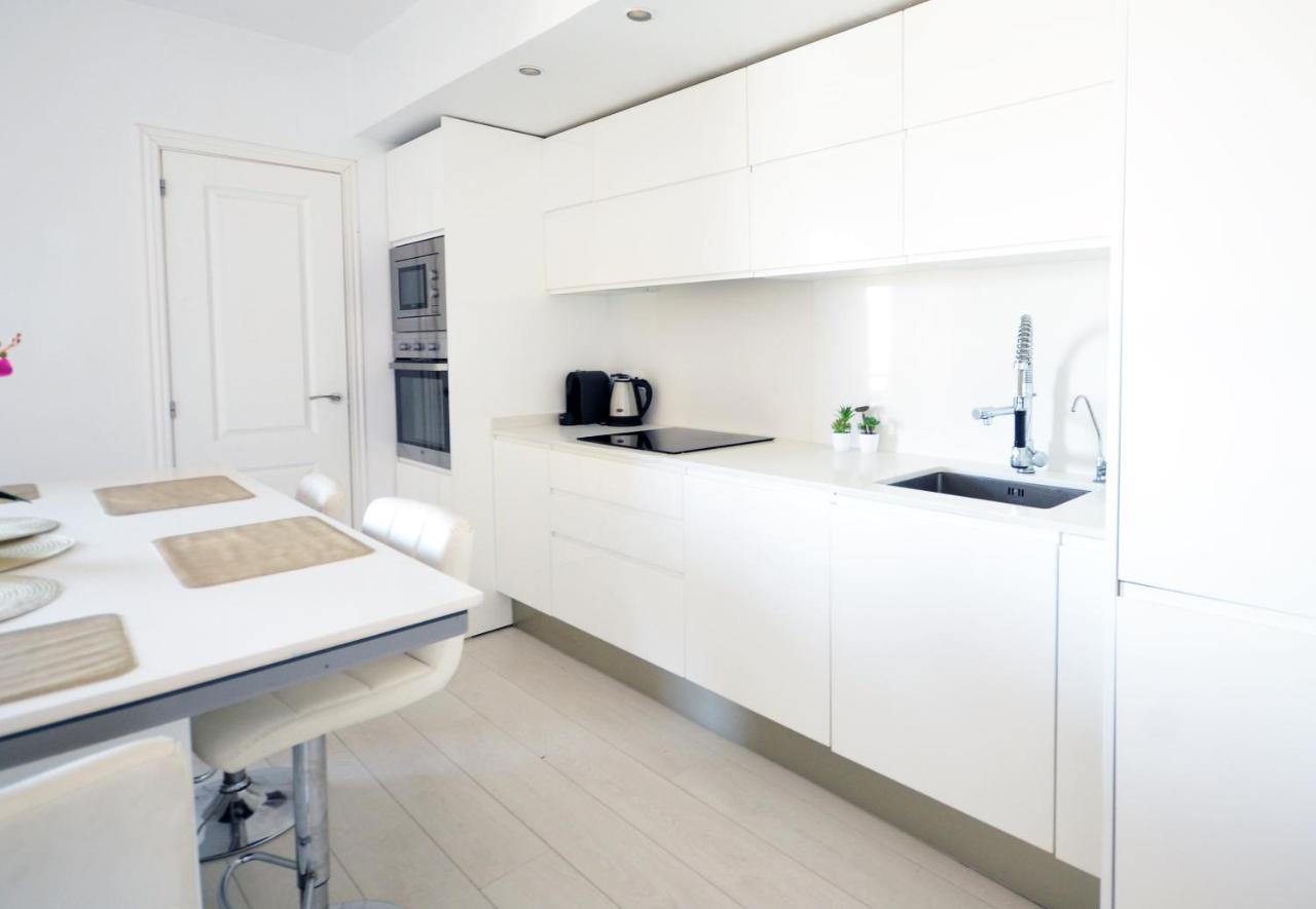 Modern Apartment In Valencia Exterior photo
